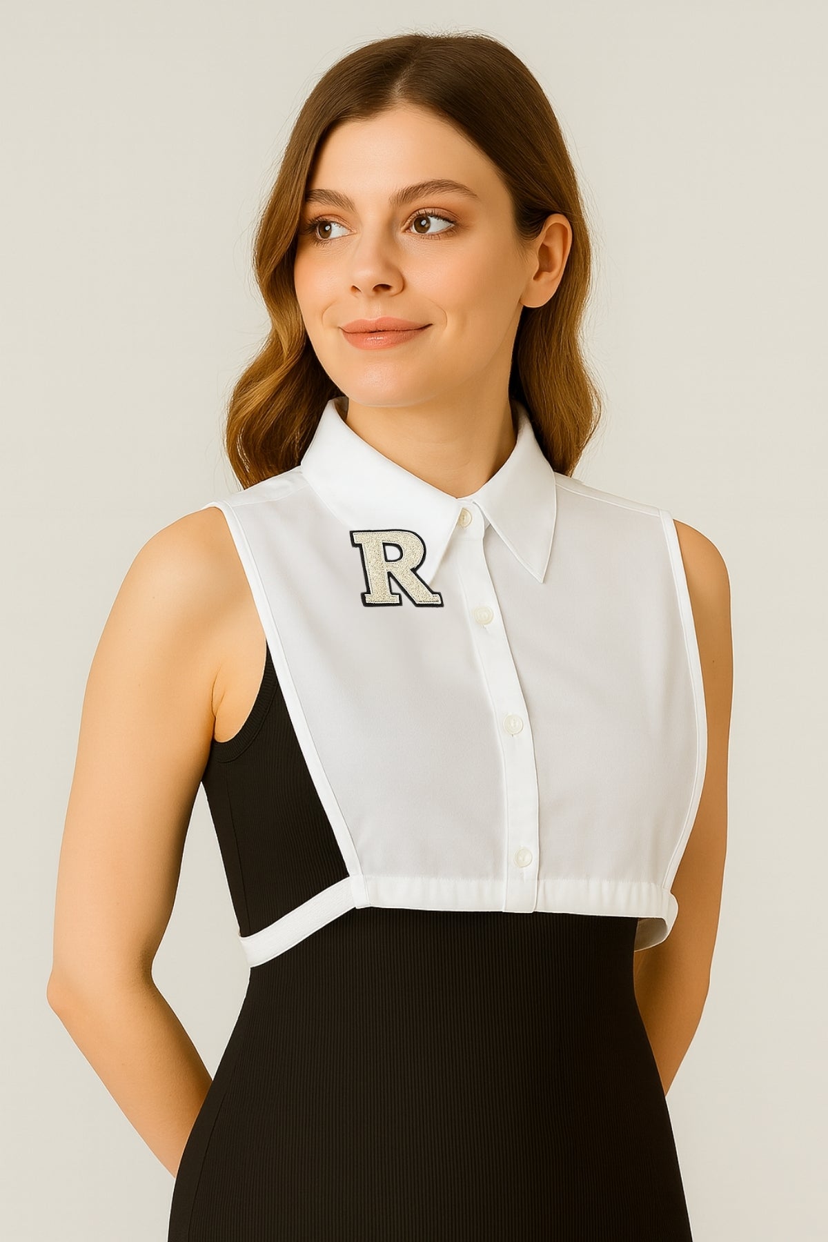 Bej R Harf Detaylı Gömlek Yakası - Beyaz