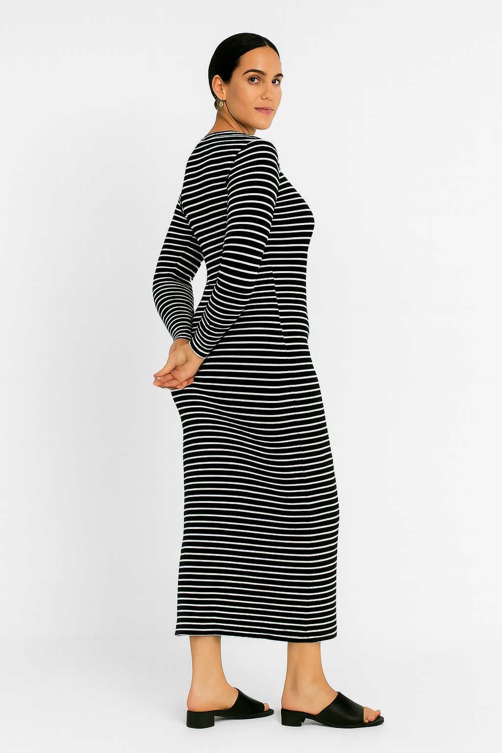 Büyük Beden Uzun Kollu Fitilli Elbise - Siyah Beyaz Çizgili