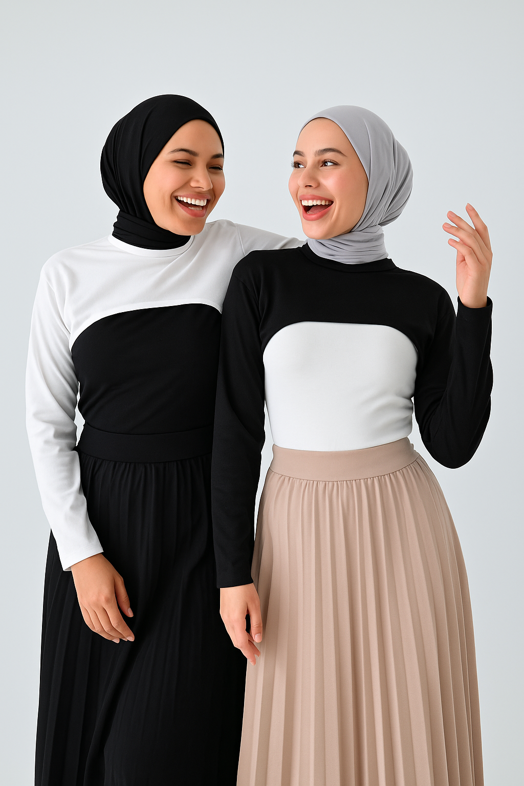 2'li Paket Dik Yaka Boyunluklu Kolluk Seti - Siyah ve Beyaz