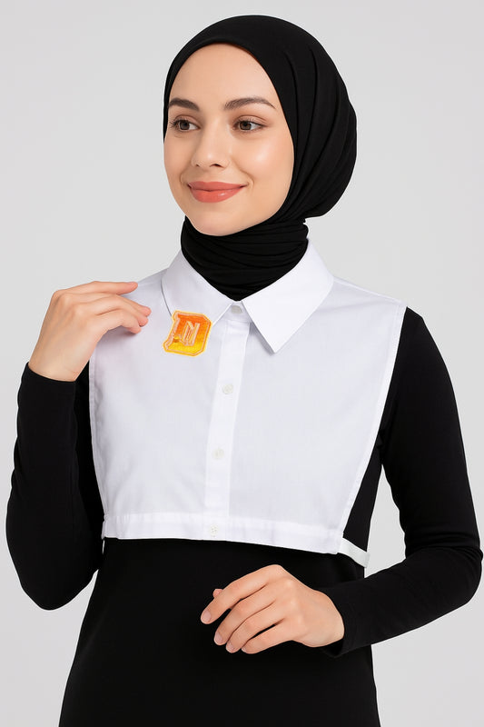 D Harf Detaylı Gömlek Yakası - Beyaz