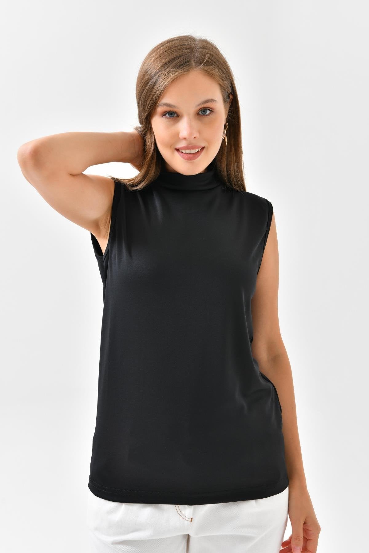 Tesettür içlik elbise altına giyilen siyah uzun içlik modeli