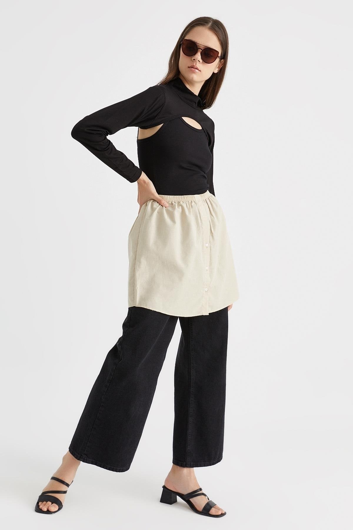 Etek gömlek tesettür takım ile sade ve kurtarıcı kombin önerisi