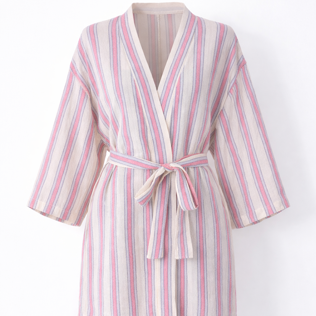 Çizgili beyaz tesettür tunik modeli uzun kesim şık tasarım