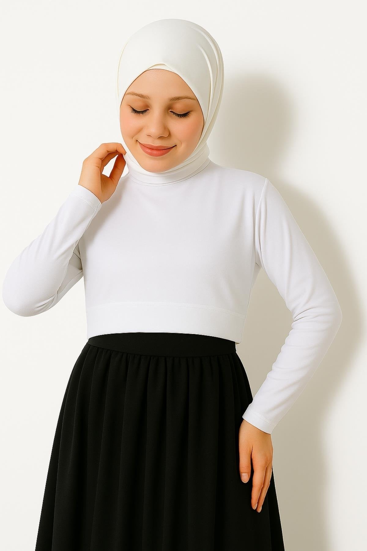 kadın tesettür bluz modelleri beyaz uzun kollu şık tasarım