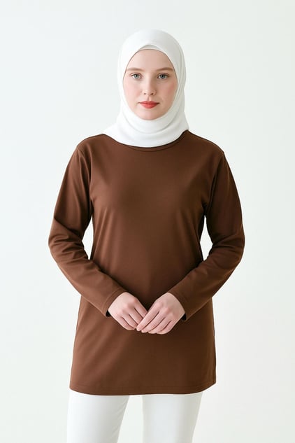 Günlük kullanım için uygun uzun tesettür tunik ve sade tunik kombin stili