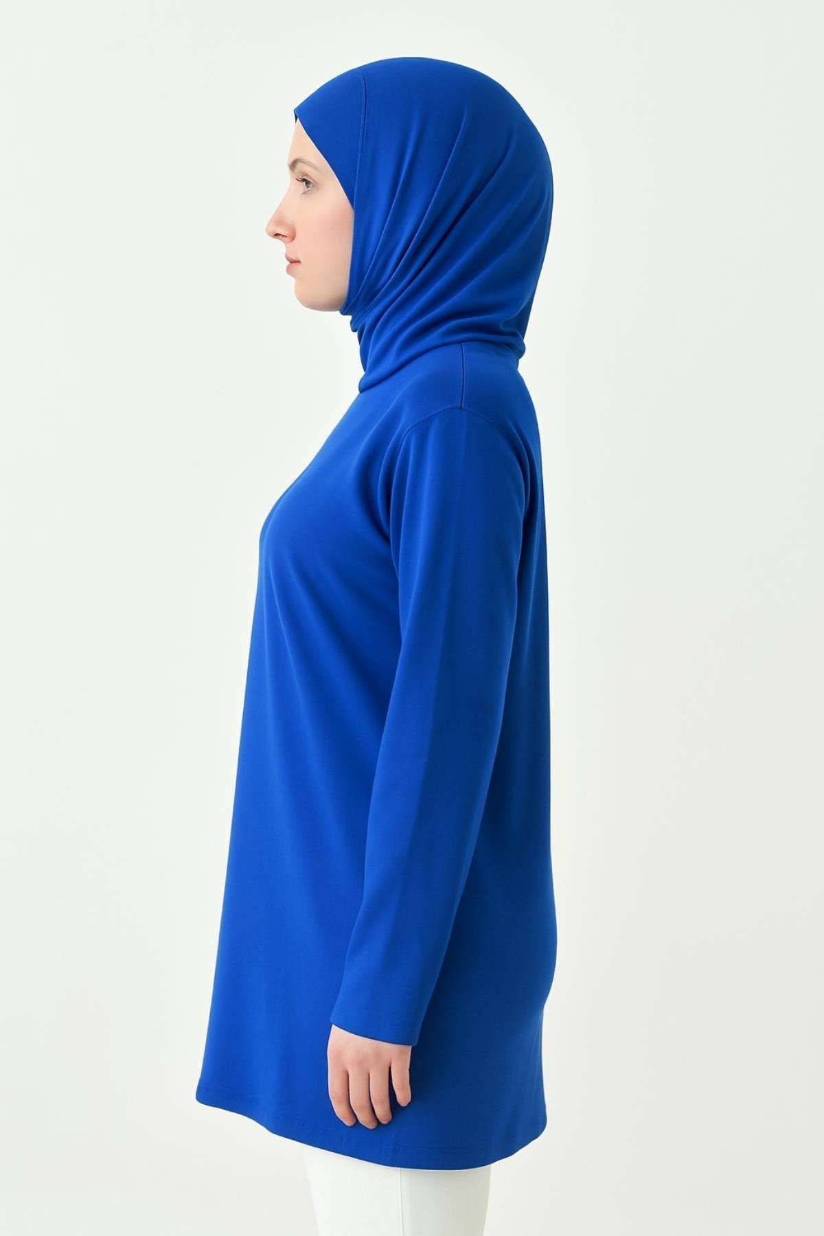 Yeni sezon tesettür tunik modelleri saks mavi uzun tunik tasarım